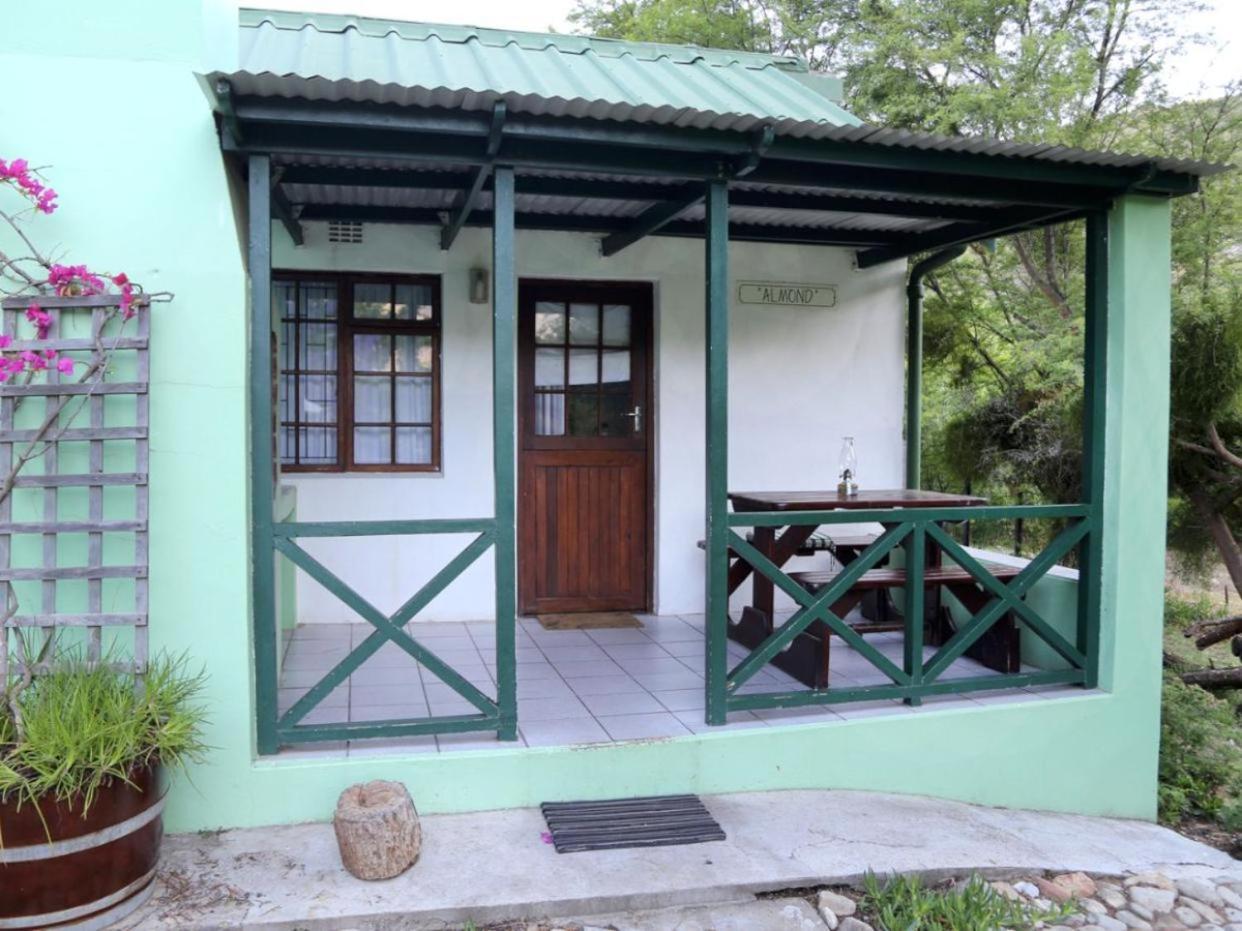 Rainbow Glen Self Catering Chalets Montagu Bilik gambar